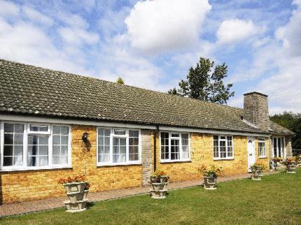 Stansted Inn Bishop's Stortford Exterior photo